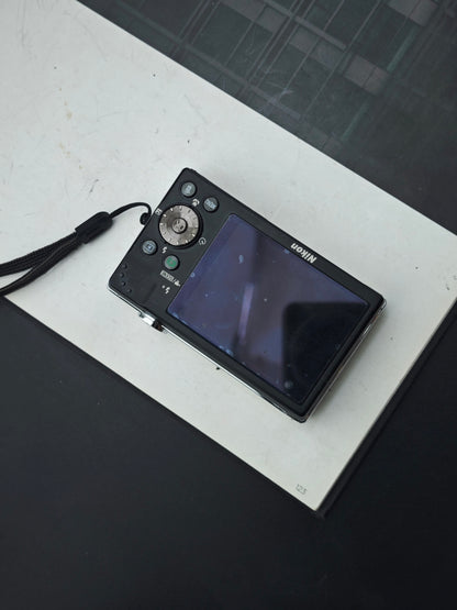 Used Nikon Coolpix S640 Digital Camera