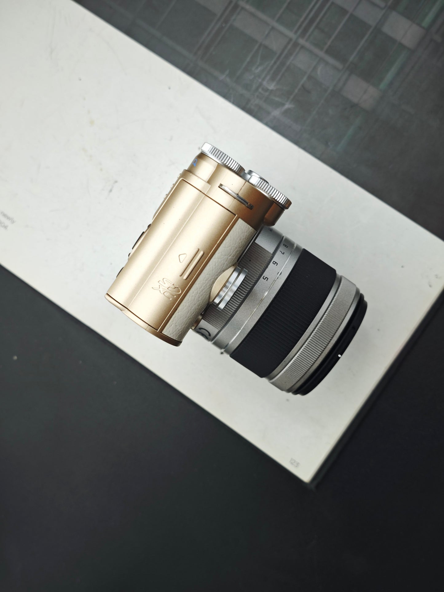 Used Pentax Q-S1 with SMC Pentax 5-15mm F2.8-4.5 Digital Camera