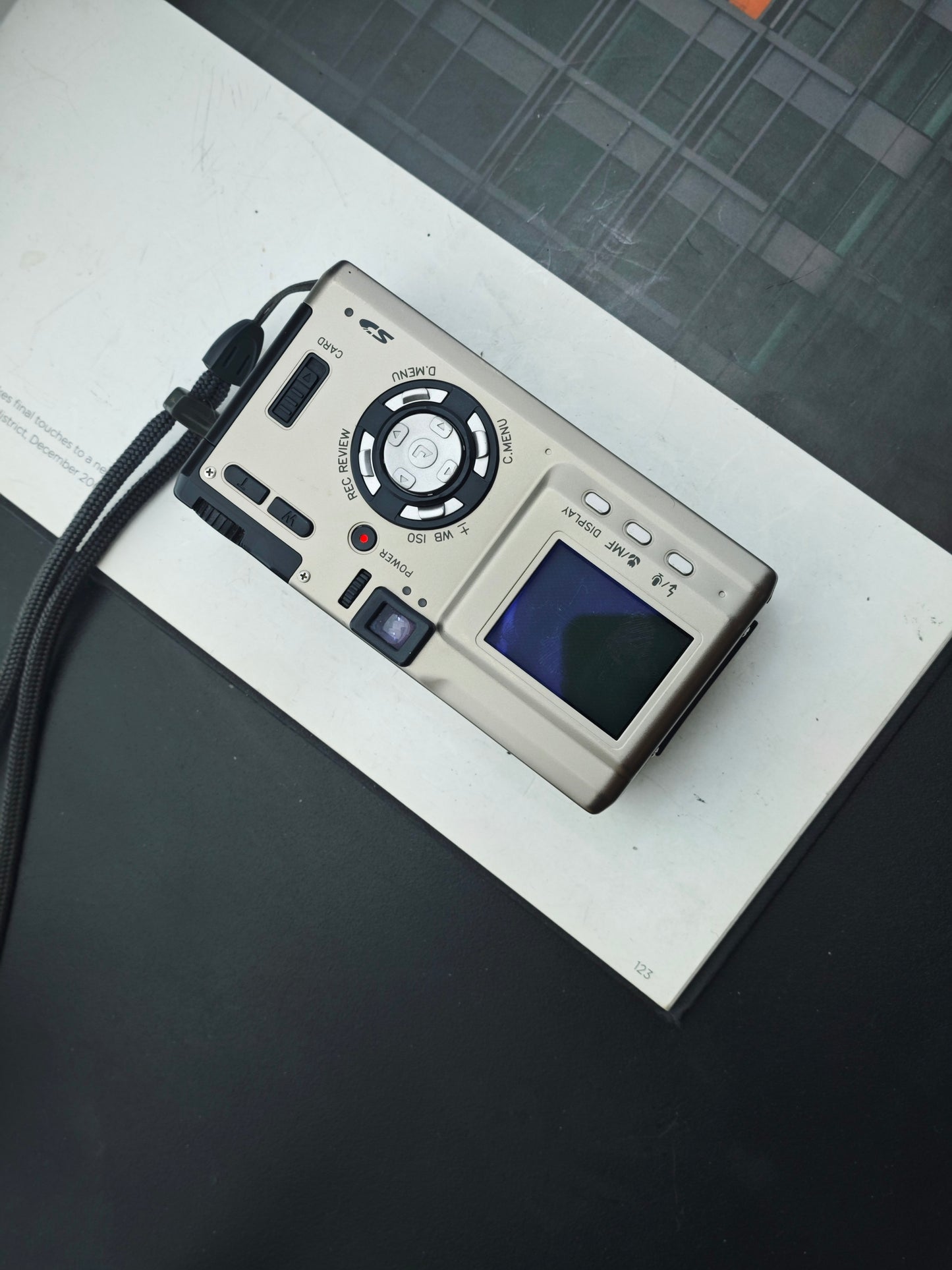 Used Contax T VS Digital Camera [No charger]