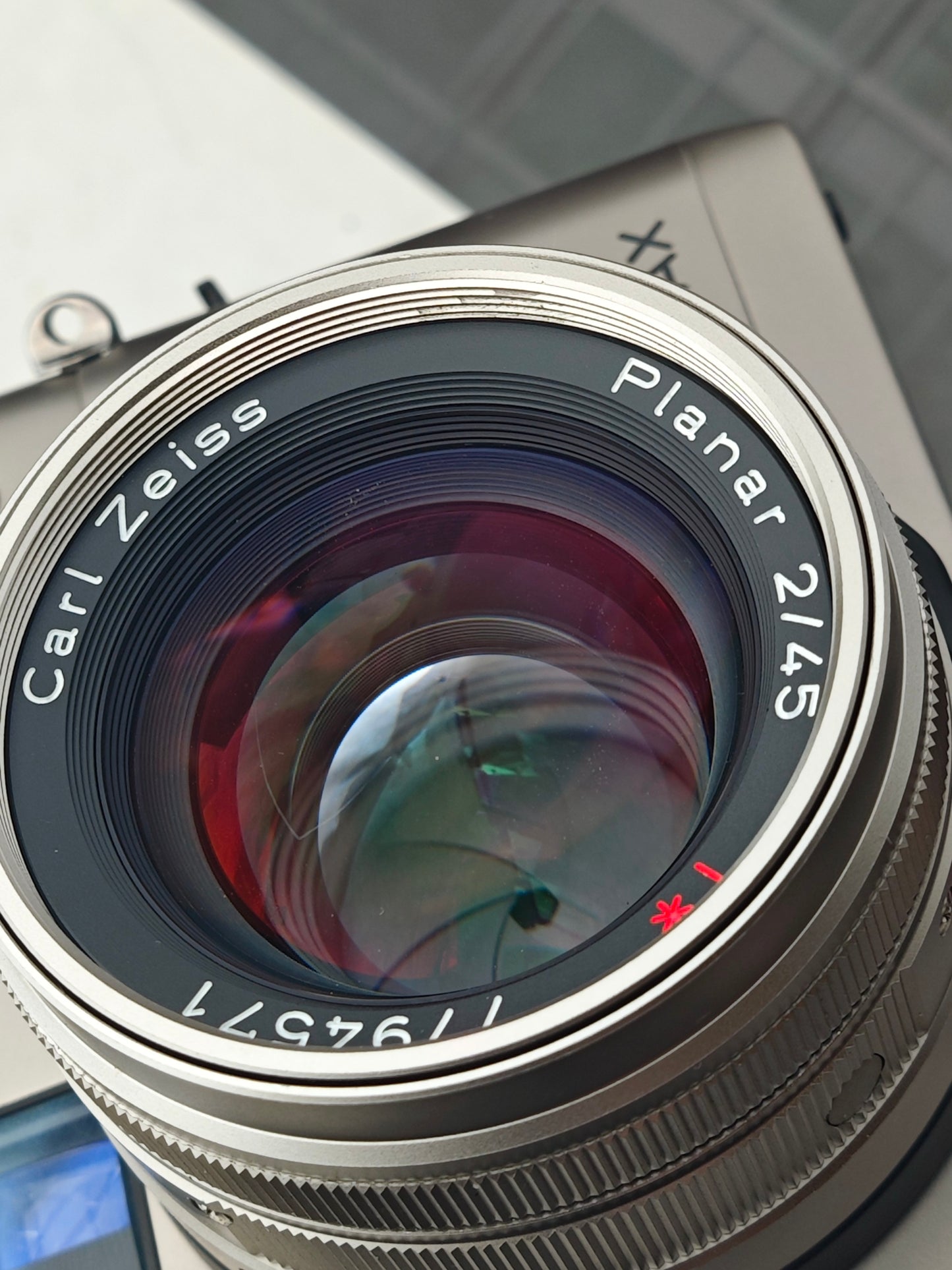 Contax G1 Green label with Carl Zeiss Planar 45mm F2 T*(+TLA200 flash)