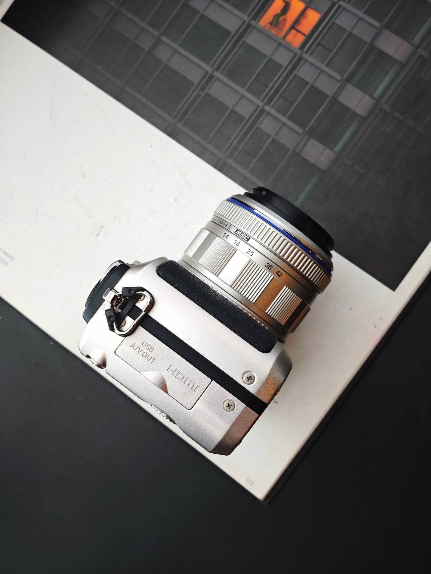 Used Olympus PEN E-PL2 with Olympus m.Zuiko Digital 14-42mm F3.5-5.6 Digital Camera