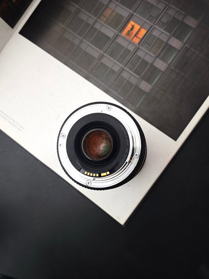 Canon Zoom Lens EF 75-300mm F4-5.6 III USM