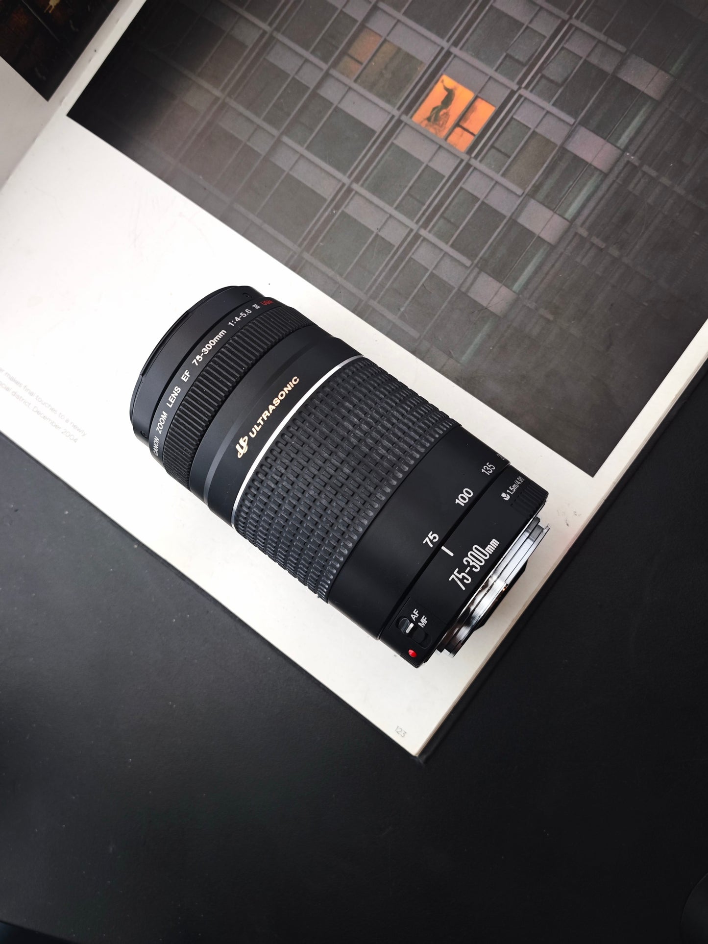 Canon Zoom Lens EF 75-300mm F4-5.6 III USM