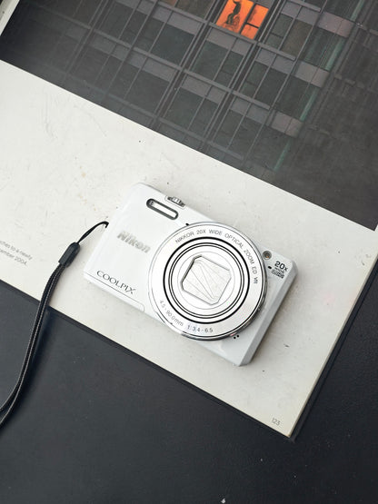 Used Nikon Coolpix S7000 white Digital Camera #21005472 [No charger]