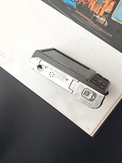 Used Olympus FE-47 Digital Camera