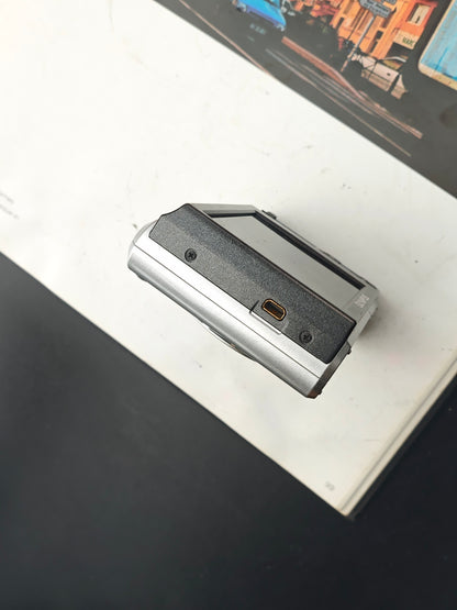 Used Olympus FE-47 Digital Camera