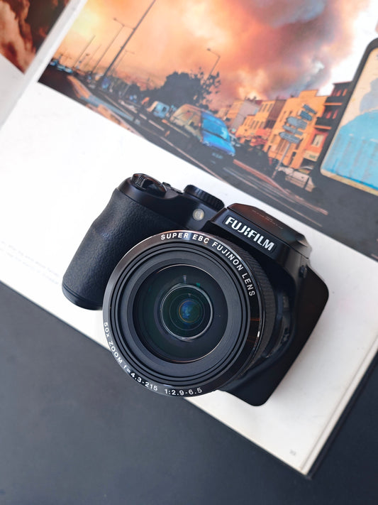Used Fujifilm Finepix S9200 Digital Camera