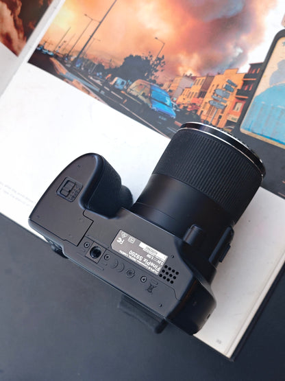 Used Fujifilm Finepix S9200 Digital Camera