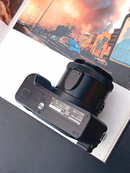 Used Panasonic Lumix DMC-FZ20 Digital Camera [No charger]