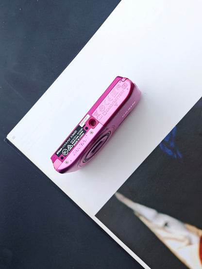 *READ* Used Nikon Coolpix S3600 pink Digital Camera [No charger]