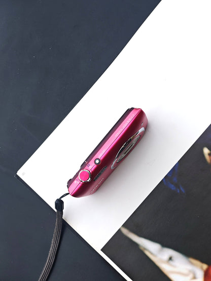 Used Nikon Coolpix S3500 pink Digital Camera [No charger]
