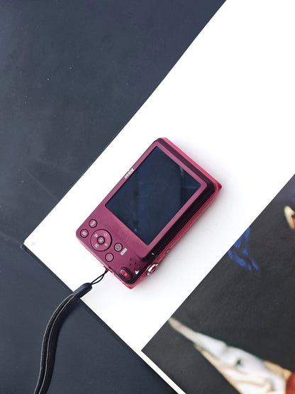 Used Nikon Coolpix S3500 pink Digital Camera [No charger]