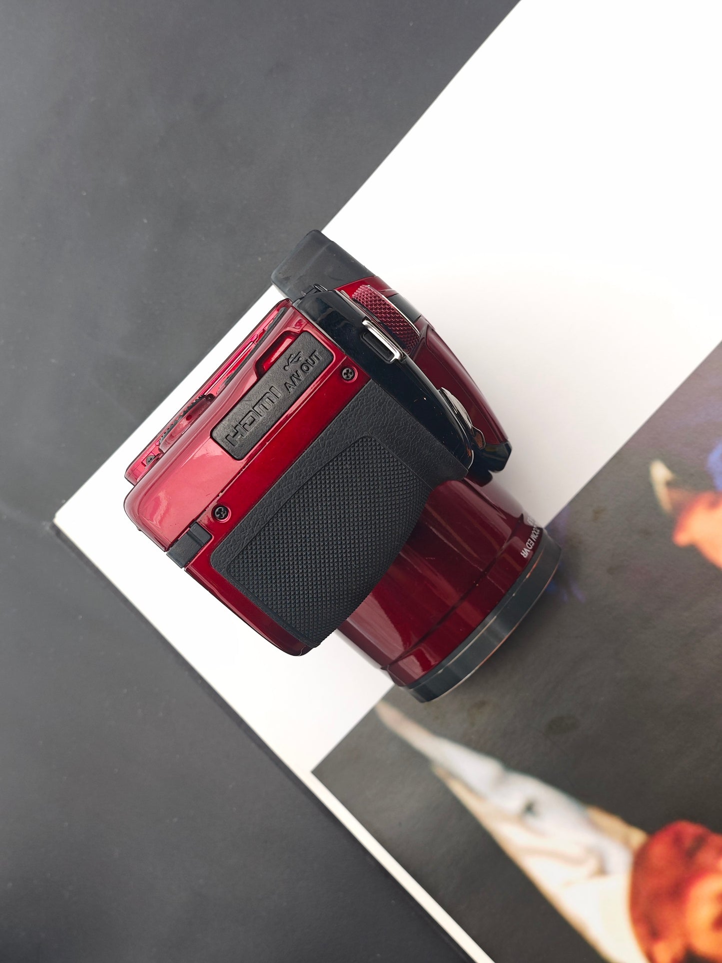 Used Nikon Coolpix P520 red Digital Camera