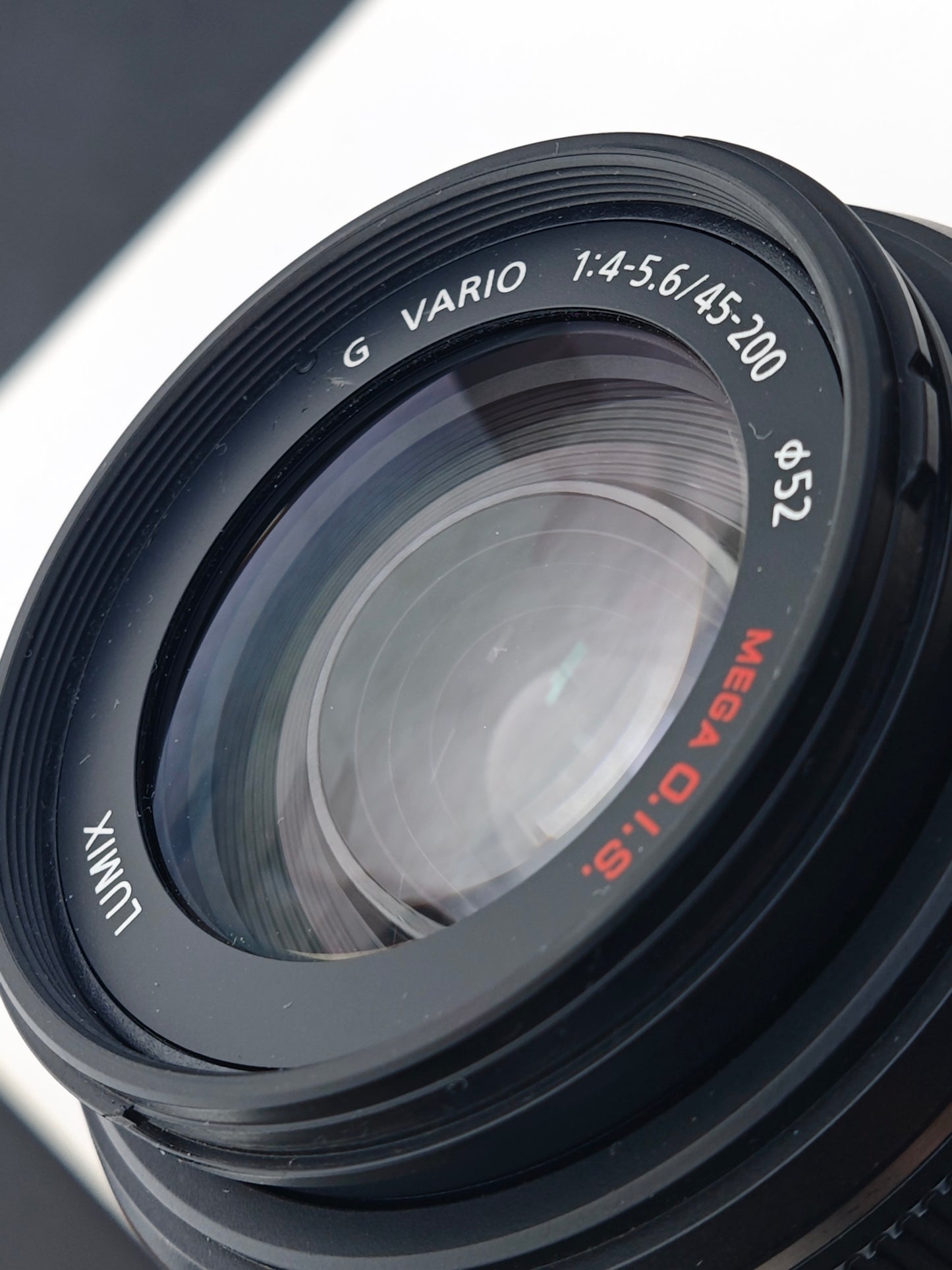 Panasonic Lumix G Vario 45-200mm F4-5.6 Mega O.I.S. [M4/3 mount]