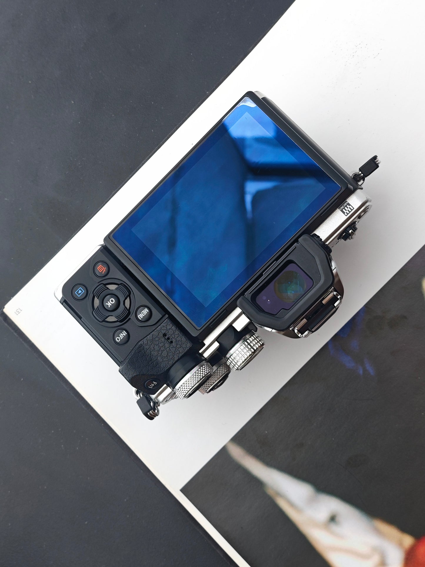 Used Olympus OM-D E-M10II with M.Zuiko 14-42mm F3.5-5.6