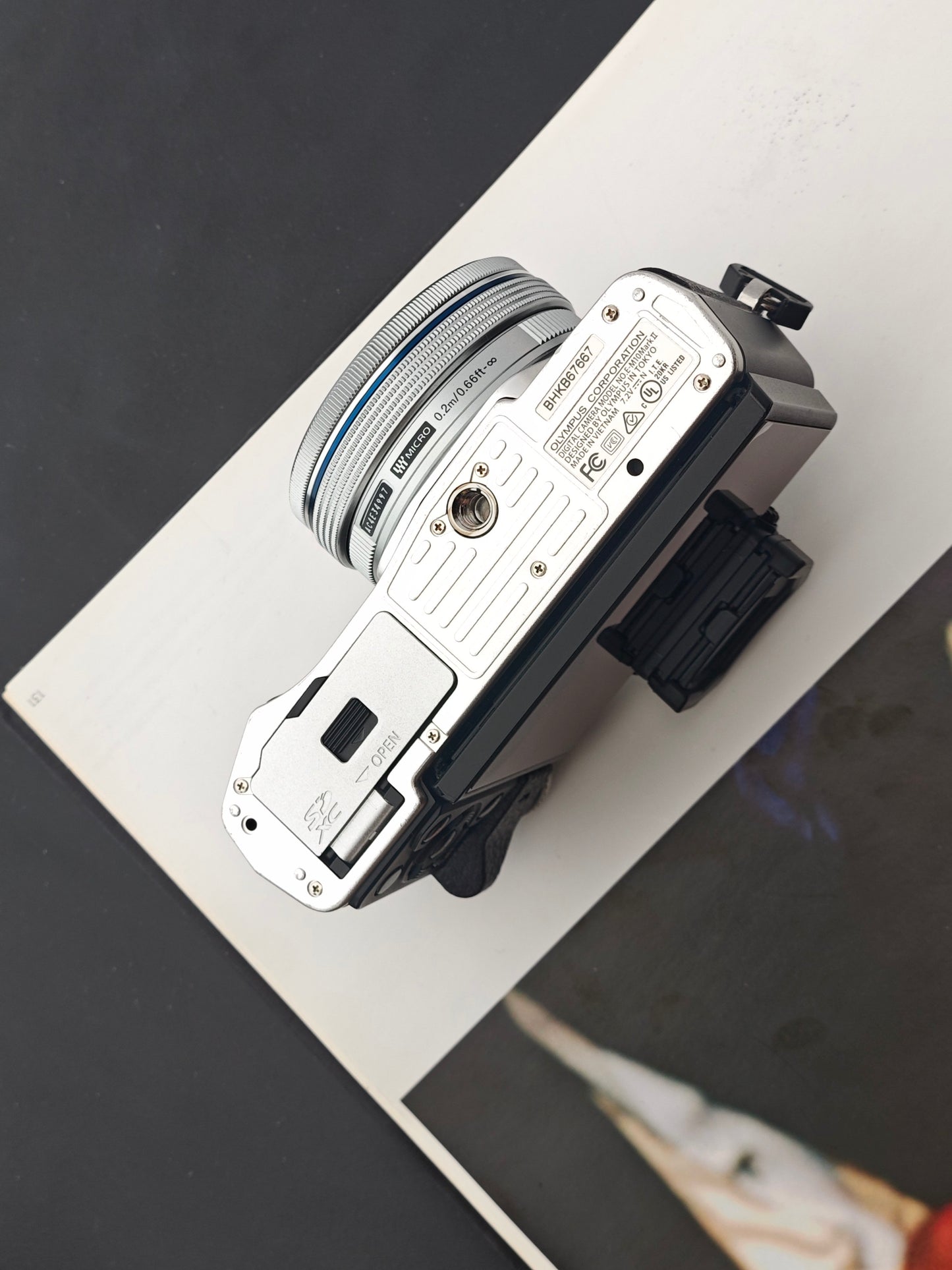 Used Olympus OM-D E-M10II with M.Zuiko 14-42mm F3.5-5.6