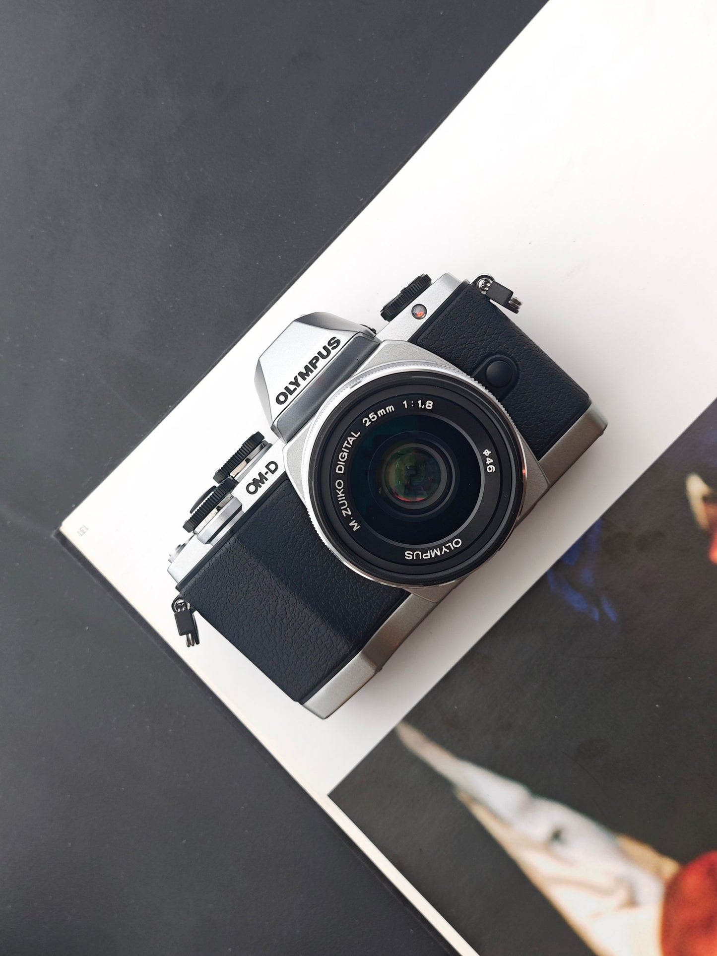 Used Olympus OM-D E-M10 with 25mm F1.8 MSC and 40-150mm F4-5.6 R ED MSC