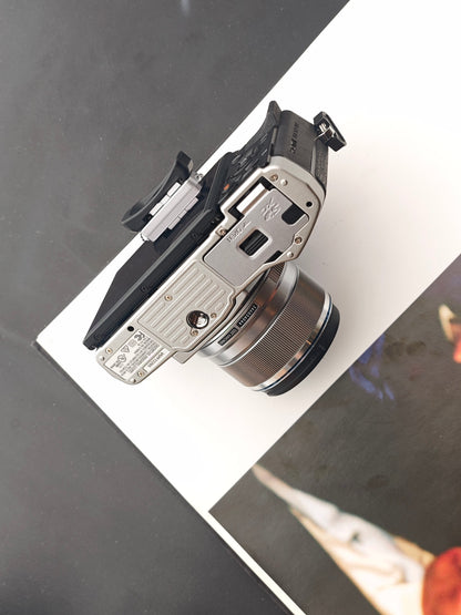 Used Olympus OM-D E-M10 with 25mm F1.8 MSC and 40-150mm F4-5.6 R ED MSC