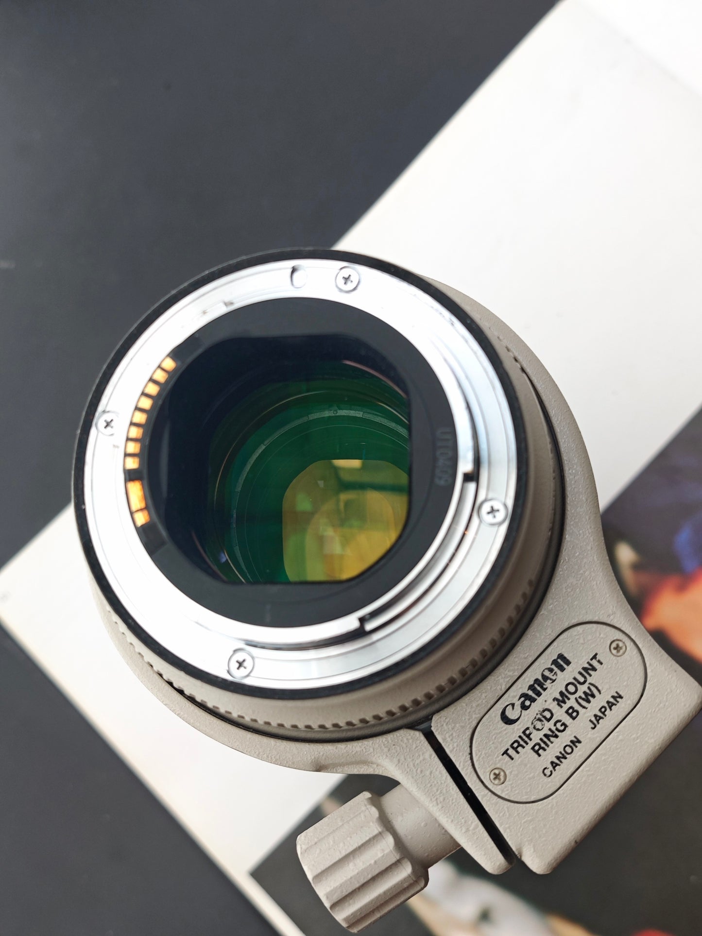 Canon Zoom Lens EF 70-200mm F2.8 L IS USM