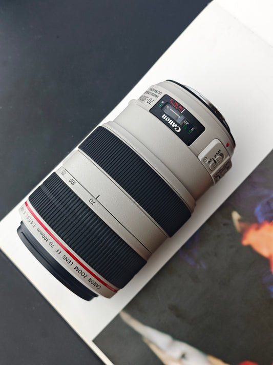 Canon Zoom Lens EF 70-300mm F4-5.6 L IS USM