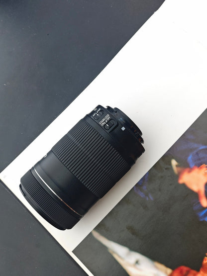 Used Canon EOS Kiss X10i with Double Zoom Kit Digital Camera