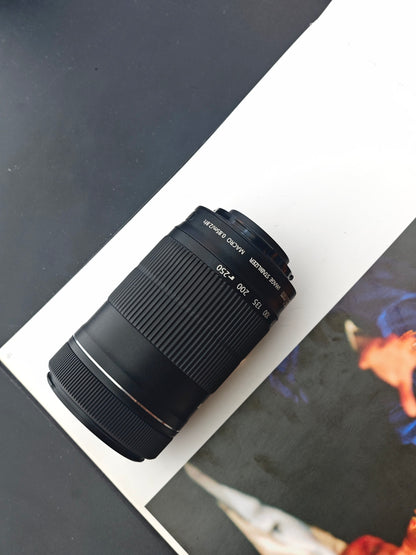 Used Canon EOS Kiss X10i with Double Zoom Kit Digital Camera