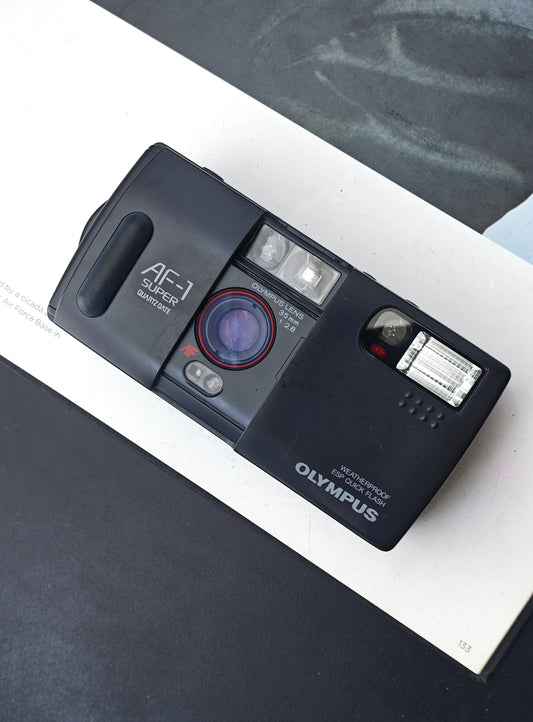 Olympus AF-1 Super Quartz Date