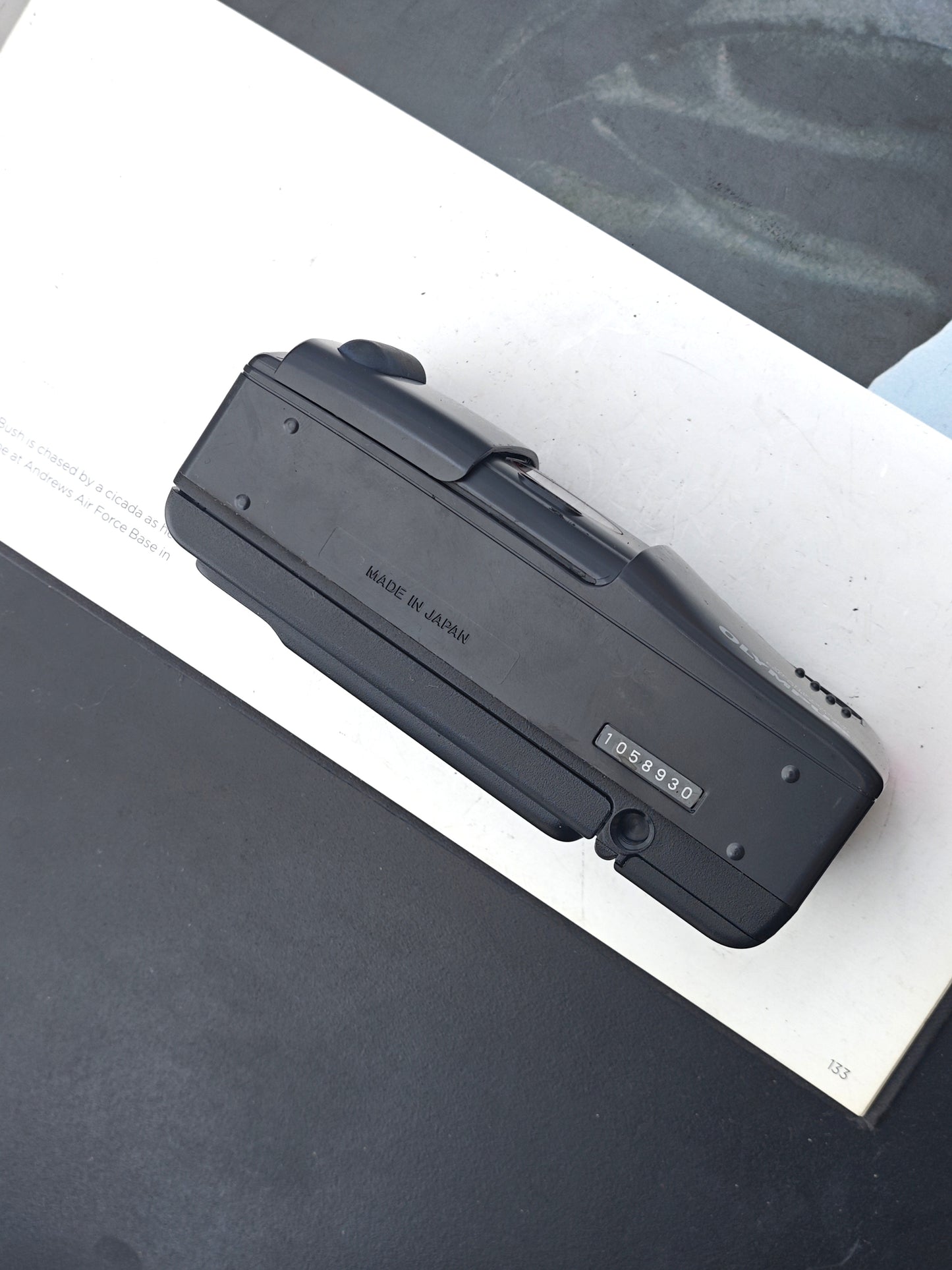 Olympus AF-1 Super Quartz Date