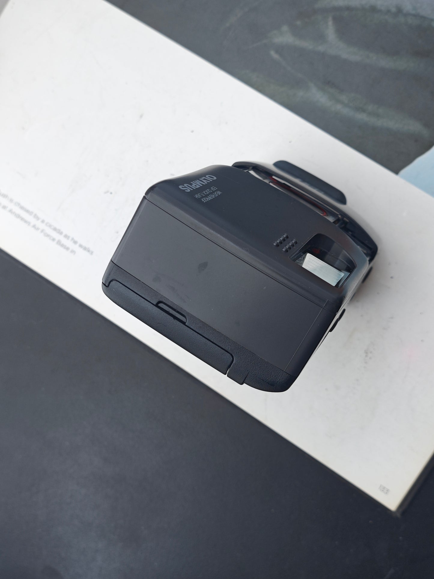 Olympus AF-1 Super Quartz Date