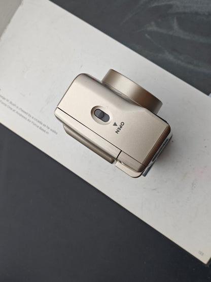 Konica Z-up 130e