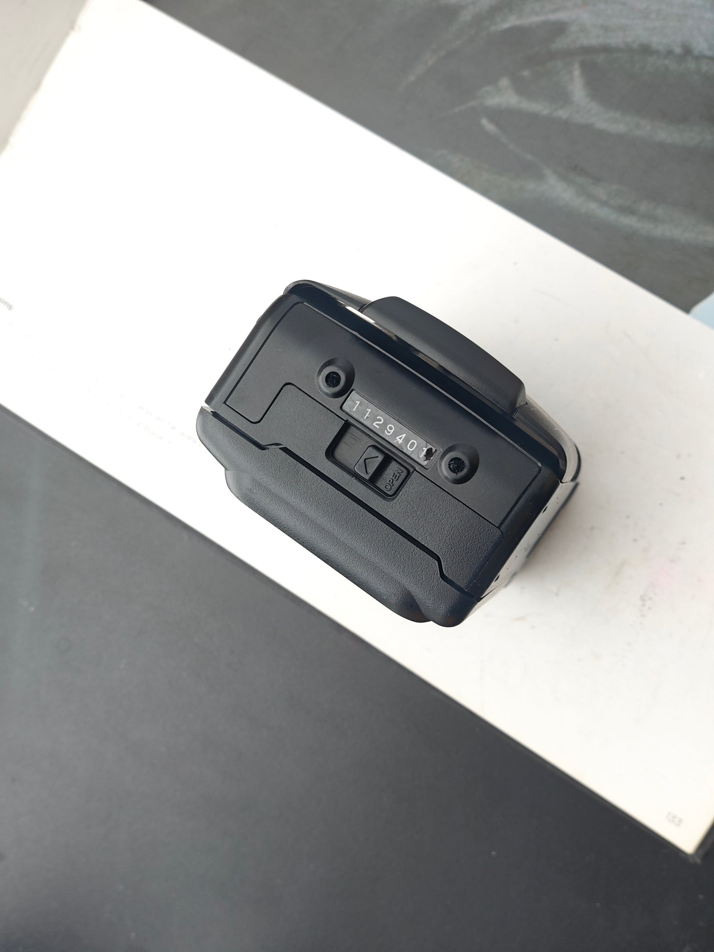 Olympus AM-100 Quartz Date #1129401