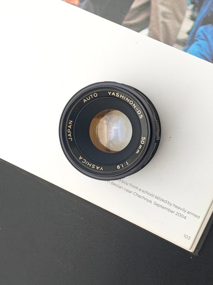 Yashica Auto Yashinon-DS 50mm F1.9 [M42 mount]