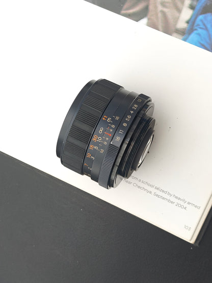 Yashica Auto Yashinon-DS 50mm F1.9 [M42 mount]