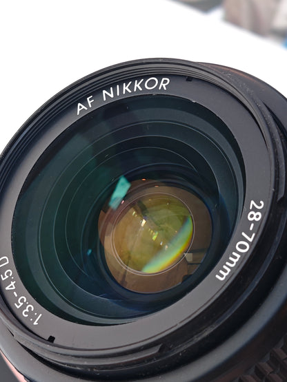 Nikon AF Nikkor 28-70mm F3.5-4.5 D #3289311