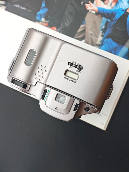 Olympus L-20 AF Zoom 28-110mm