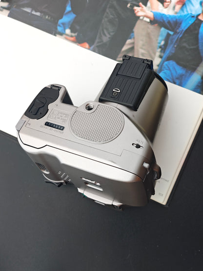 Olympus L-20 AF Zoom 28-110mm