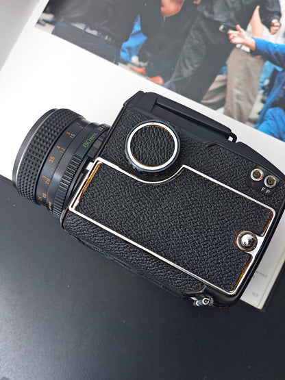 Mamiya M645 with Mamiya-Sekor C 80mm F2.8