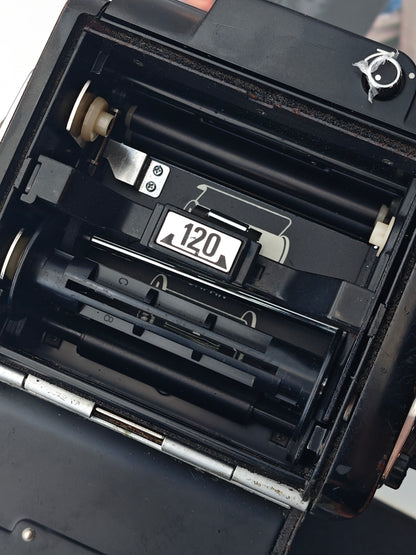 Mamiya M645 with Mamiya-Sekor C 80mm F2.8