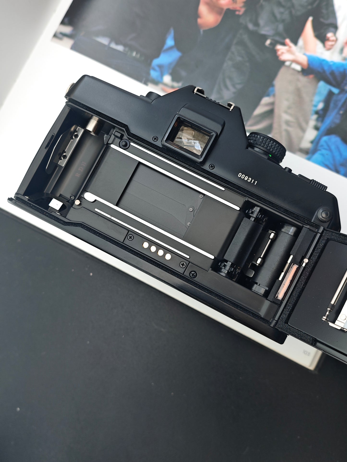 Contax 167MT with Carl Zeiss Distagon 25mm F2.8 T* AEG