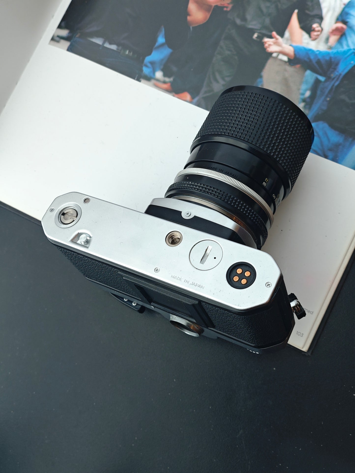 Nikon FE2 silver with Zoom-Nikkor 43-86mm F3.5