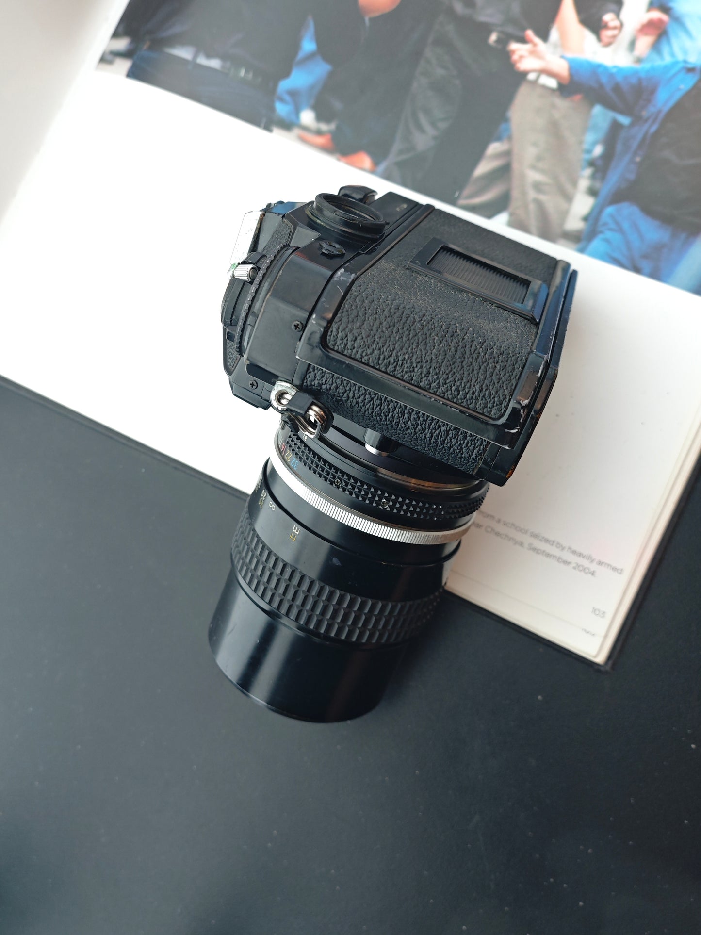 *READ* Nikon FE black with Nikon Nikkor 135mm F3.5 Ai