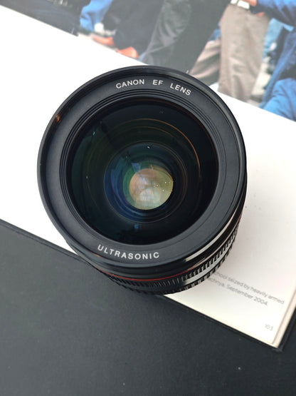 Canon Zoom Lens EF 28-70mm F2.8 L Ultrasonic #33644