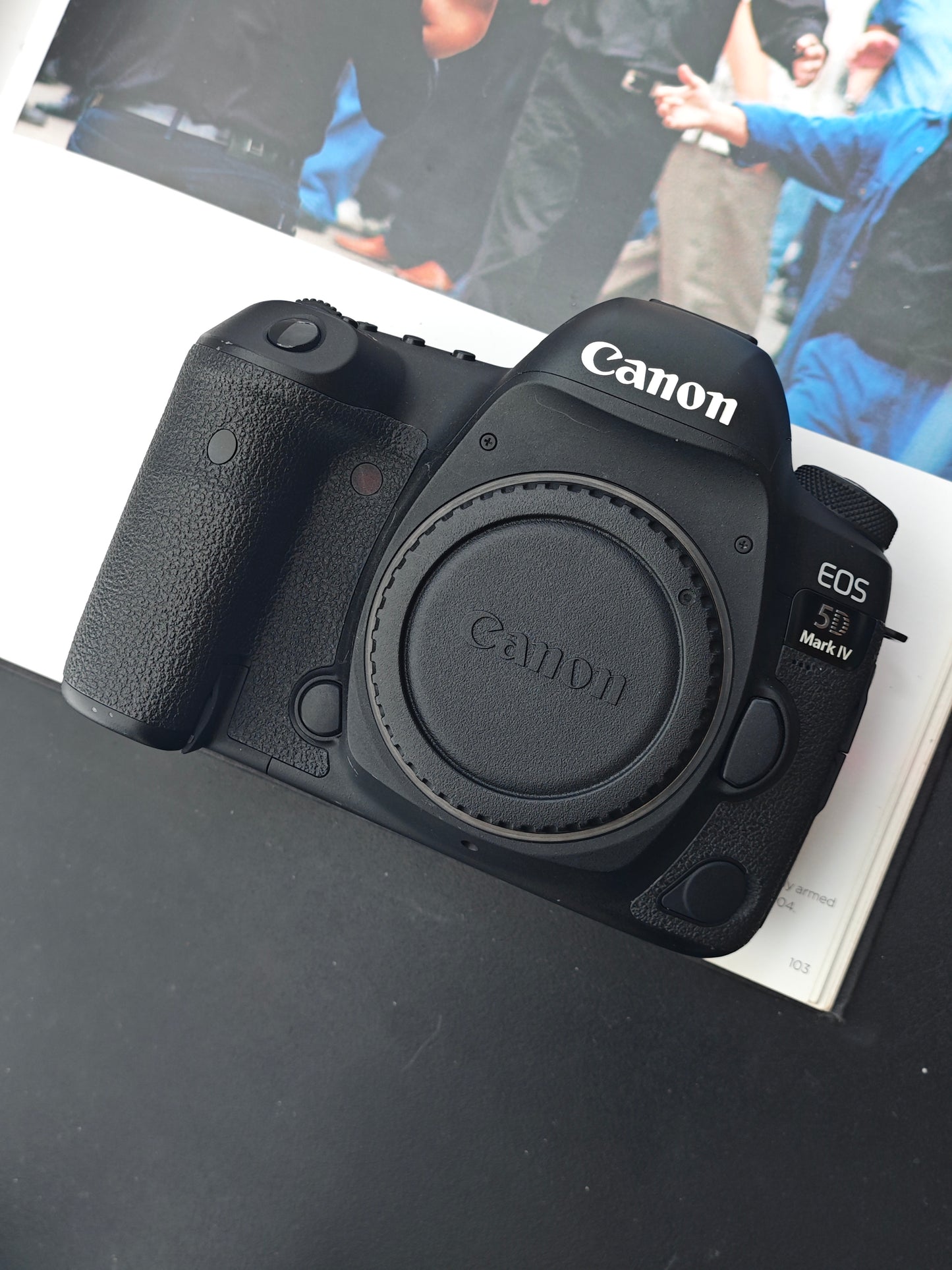 Used Canon EOS 5D Mark IV body Digital Camera [No charger]