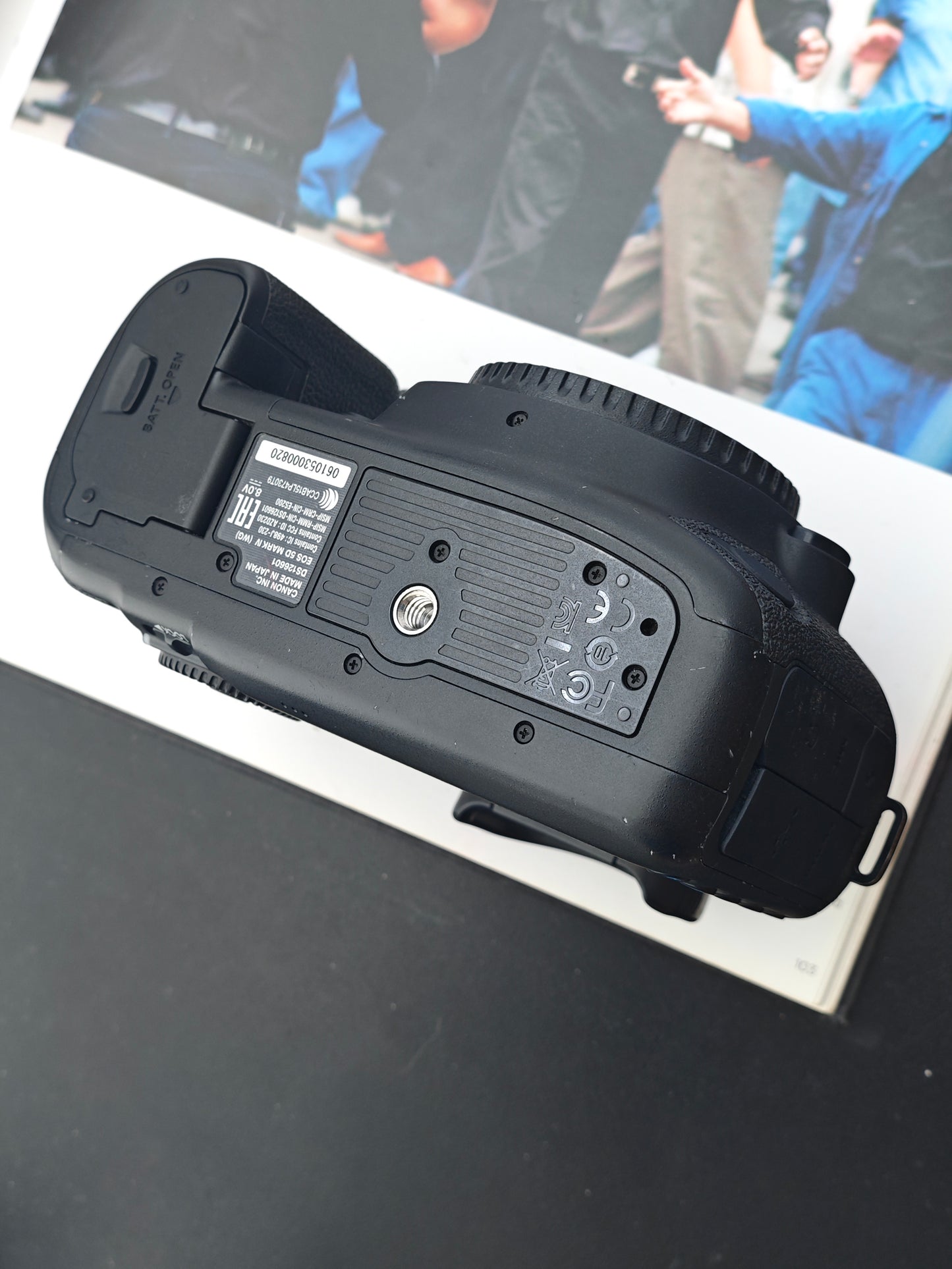 Used Canon EOS 5D Mark IV body Digital Camera [No charger]