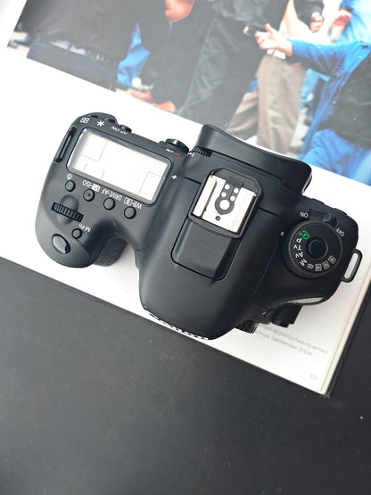 Used Canon EOS 7D Mark II body Digita Camera [No charger]