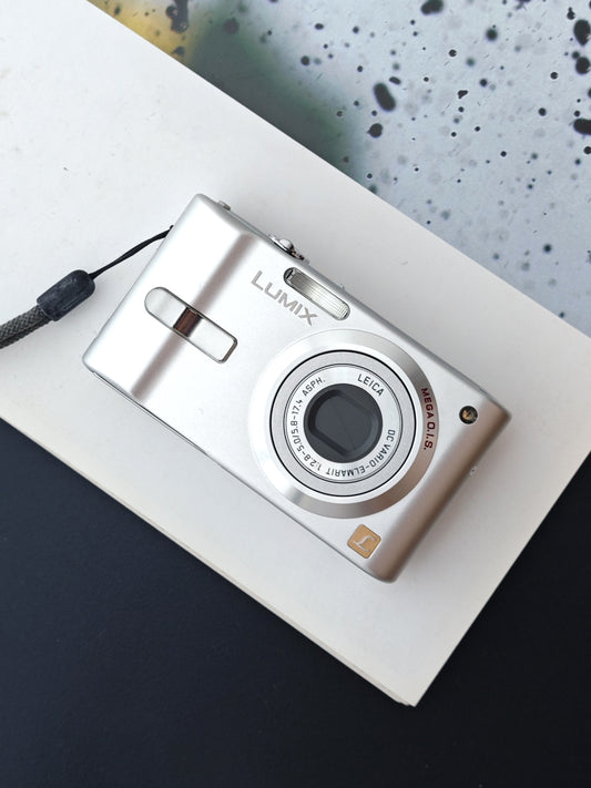 Used Panasonic Lumix DMC-FS1 silver Digital Camera