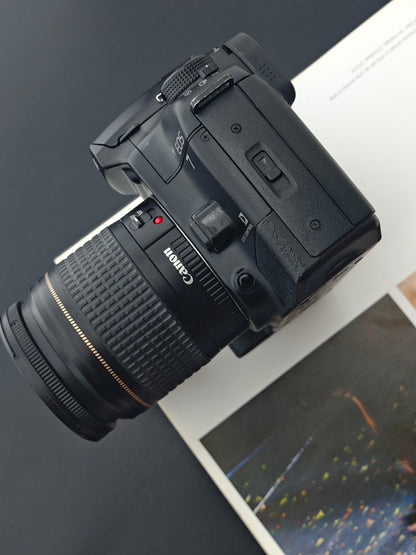 Canon EOS7 with Zoom Lens EF 28-80mm F3.5-5.6 IV