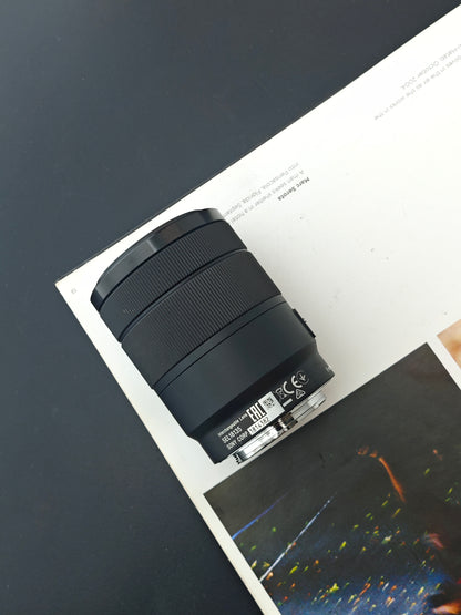 Sony E 18-135mm F3.5-5.6 OSS [E mount]