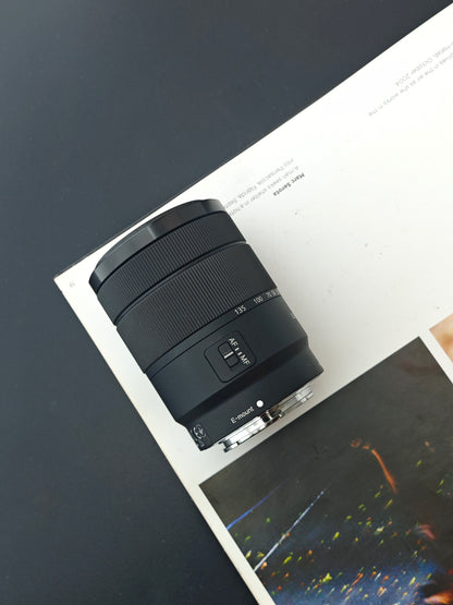 Sony E 18-135mm F3.5-5.6 OSS [E mount]