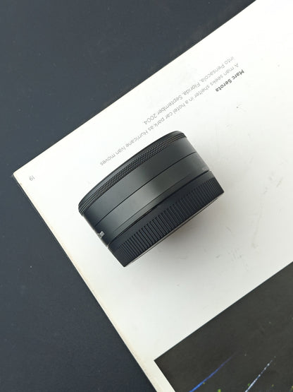 Canon Lens EF-M 22mm F2 STM